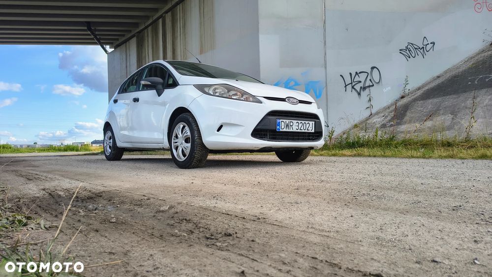 Ford Fiesta 1.4 TDCi Ambiente - 4