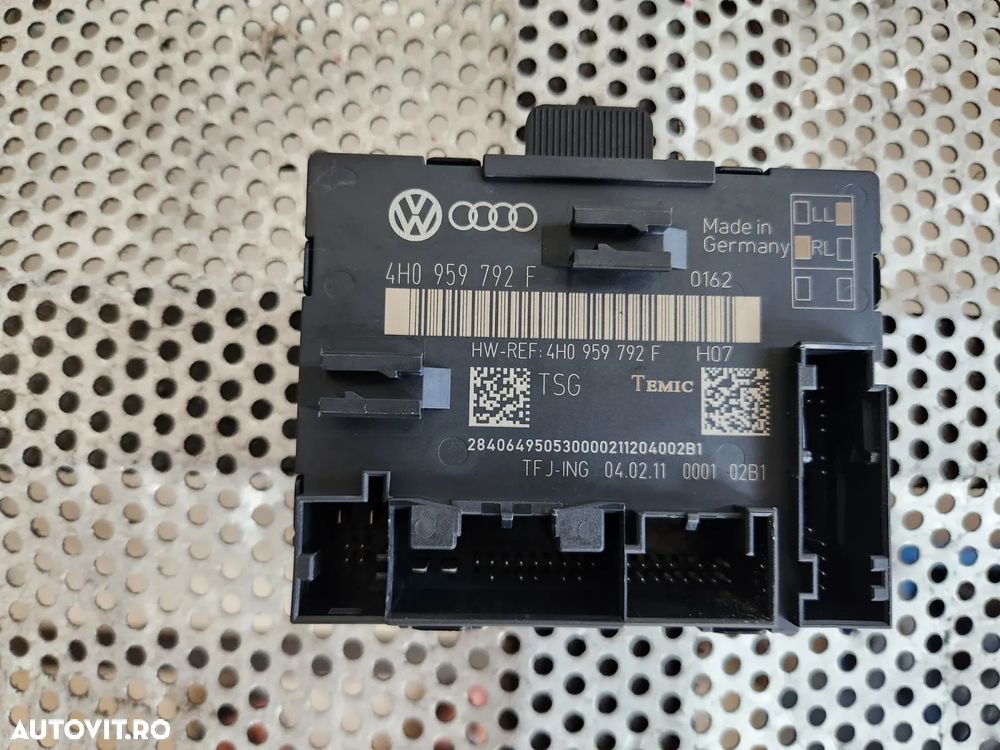 Modul Confort Usa Portiera Fata Spate Audi A8 4H D4 An 2010-2011-2012-2013-2014-2015-2016-2017 Cod 4H0959795B 4H0959792F 4H0959793E Dezmembrez Audi A8 4H D4 3.0 Tdi Quattro Motor CDT Cutie MXU Volan Stanga - Dezmembrari Arad - 4