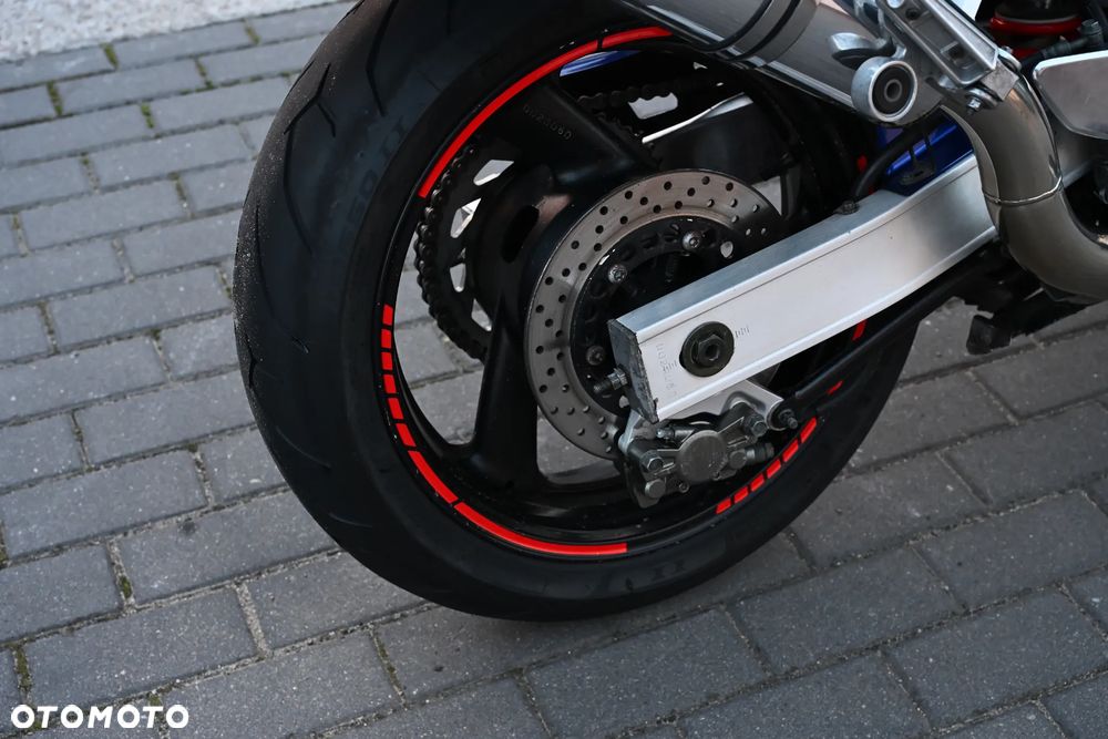 Yamaha FZS - 14