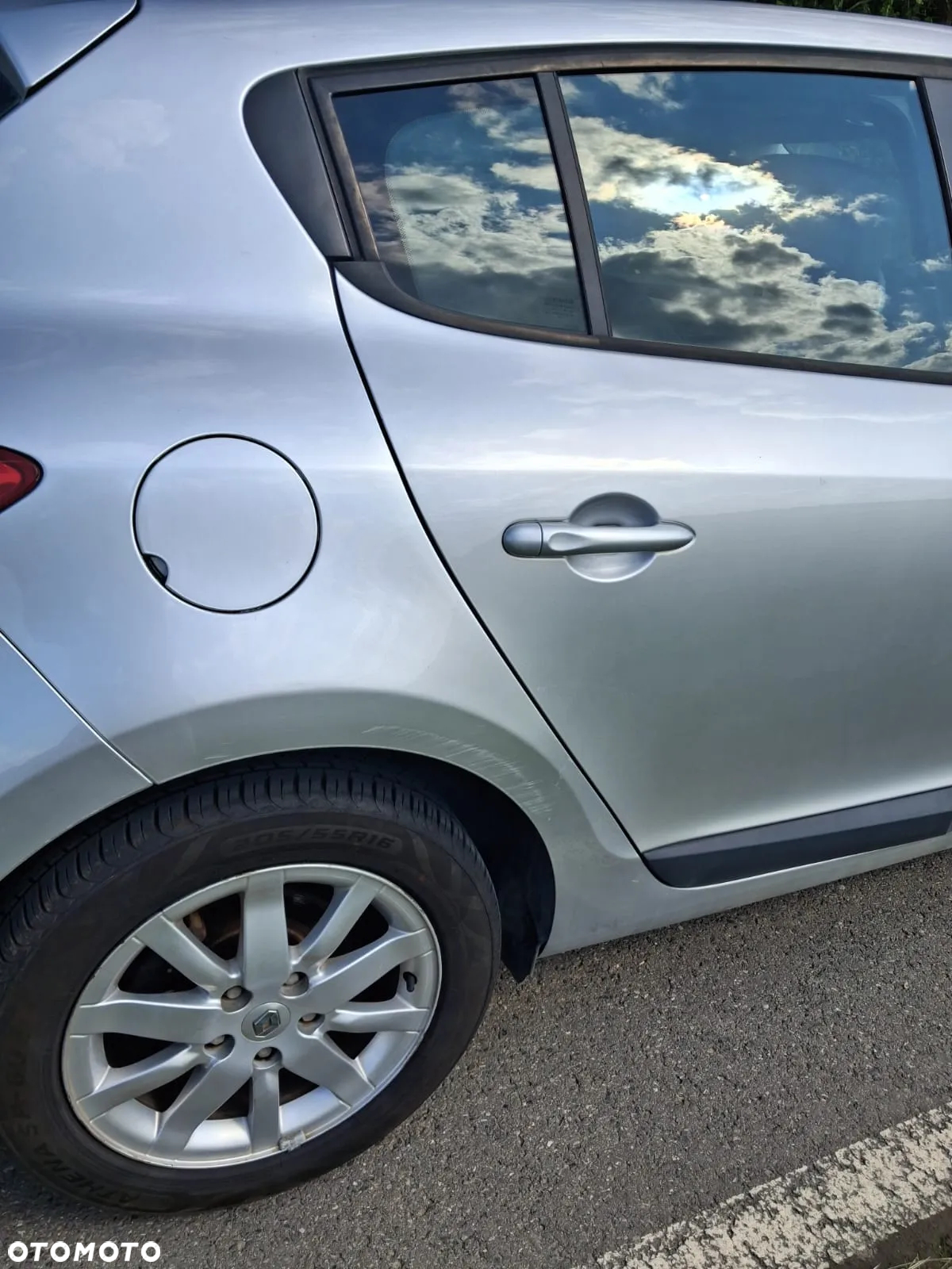 Renault Megane 1.6 16V Color Edition - 8