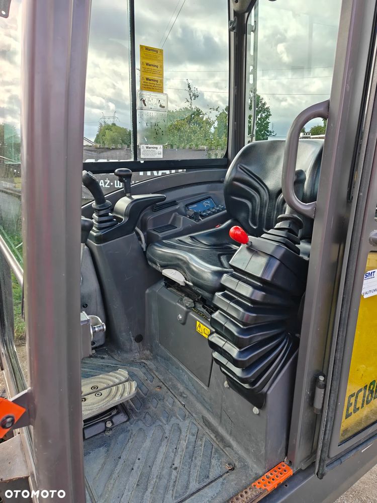 Volvo EC18E - 12