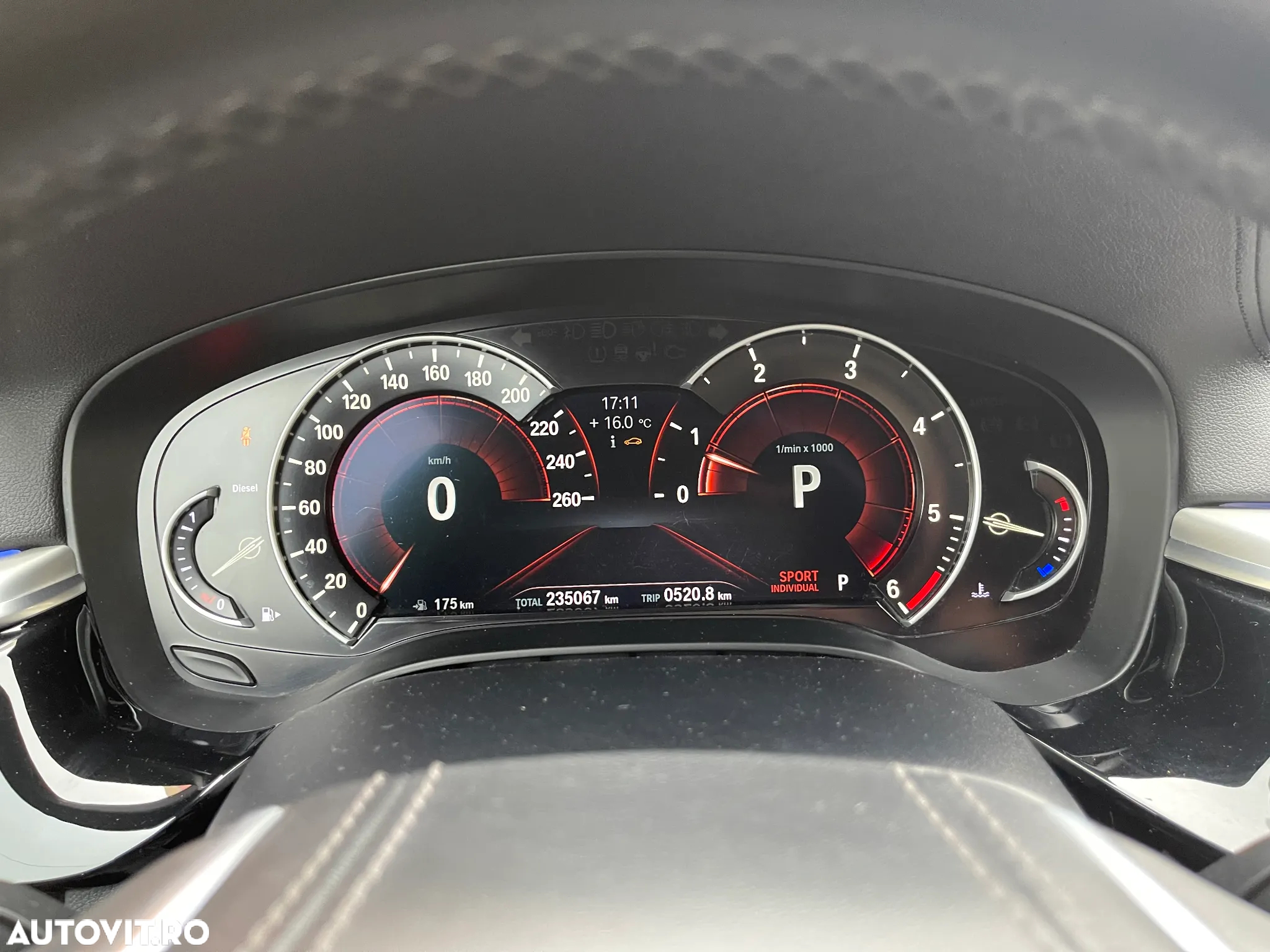 BMW Seria 5 520d xDrive AT - 18