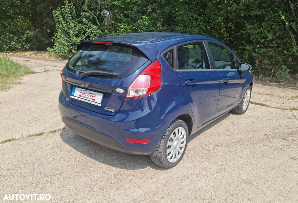 Ford Fiesta - 7