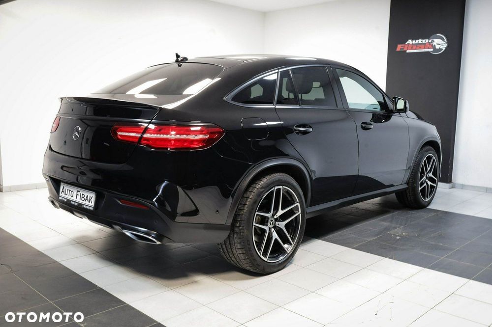 Mercedes-Benz GLE - 13