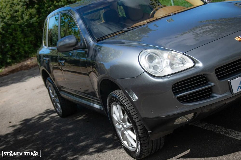 Porsche Cayenne Tiptronic - 12