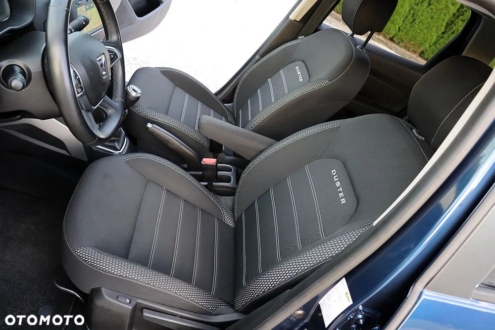 Dacia Duster 1.3 TCe FAP SL Look 4WD - 27