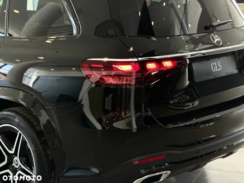 Mercedes-Benz GLS - 9