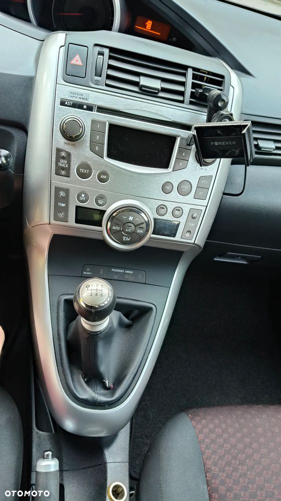 Toyota Verso 1.8 5-Sitzer Skyview Edition - 9
