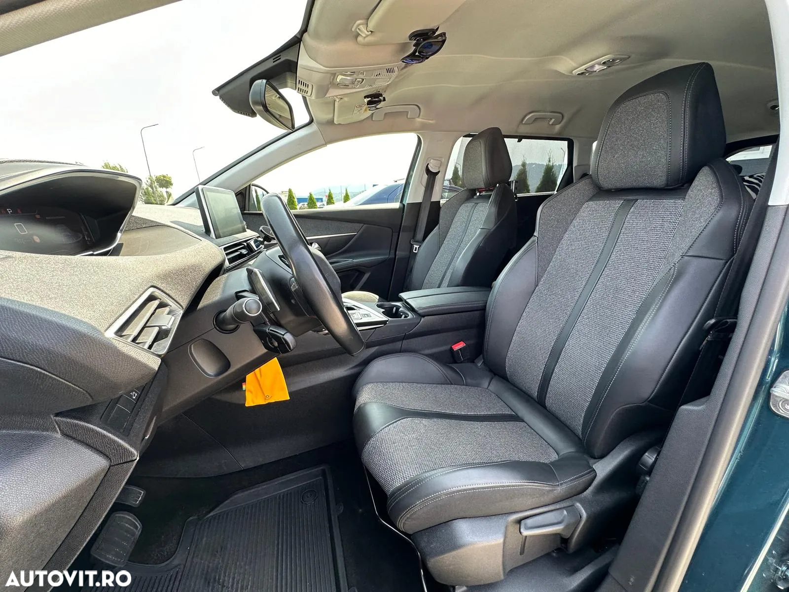 Peugeot 5008 1.6 Puretech Turbo s&s EAT8 Allure - 14