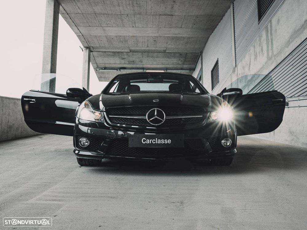 Mercedes-Benz SL 63 AMG Standard - 39