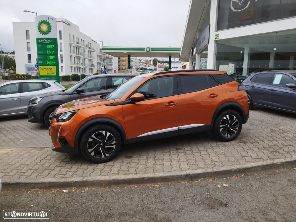 Peugeot 2008 1.2 PureTech Allure - 5