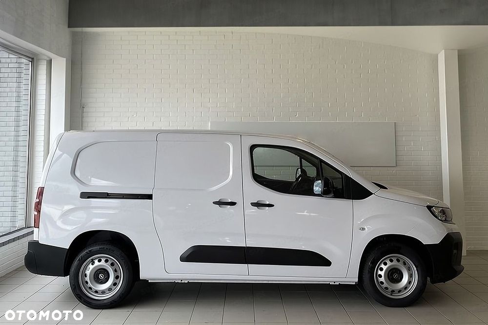 Opel Combo Van XL L2H1 EAT8 1.5 130KM - 4