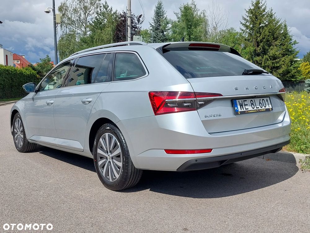 Skoda Superb 2.0 TDI SCR Style DSG - 8