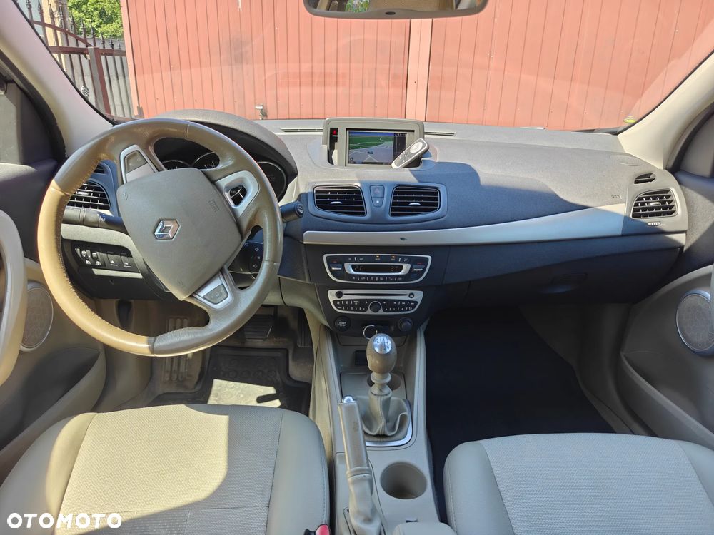 Renault Fluence 1.5 dCi Privilege - 12