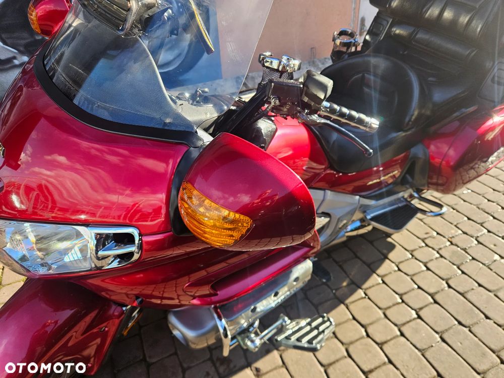 Honda GL - 12