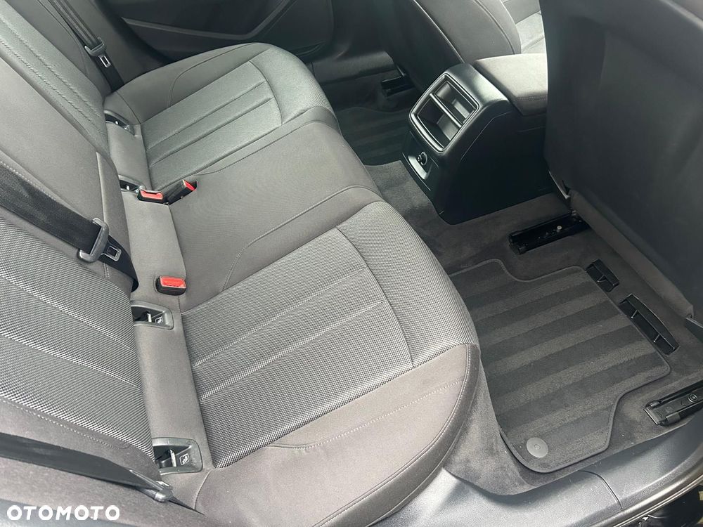 Audi A4 Limousine 2.0 TDI S tronic - 17