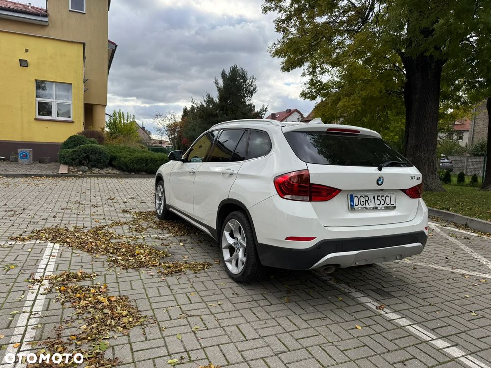 BMW X1 sDrive18d - 10