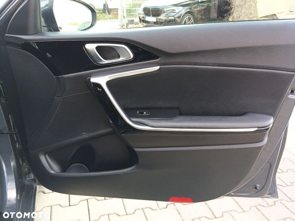 Kia Ceed 1.4 L Business Line - 26