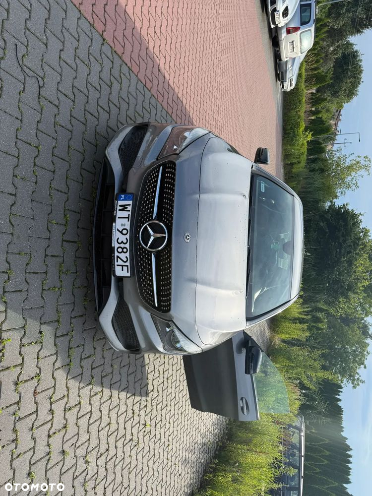 Mercedes-Benz CLA 250 7G-DCT AMG Line - 12