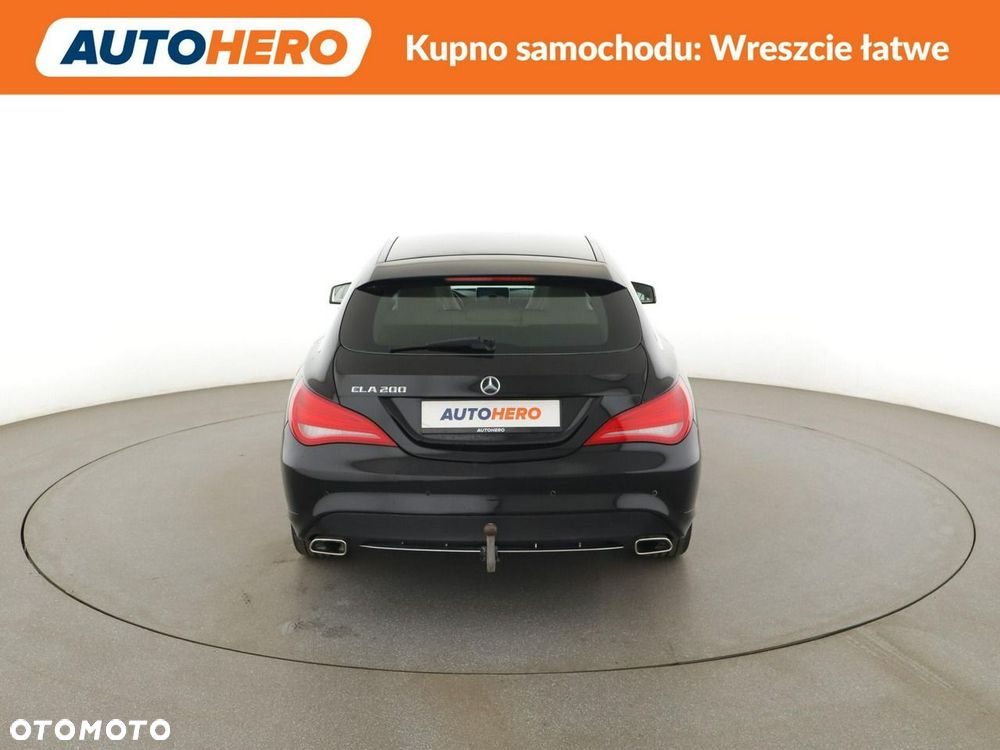 Mercedes-Benz CLA 200 7G-DCT Urban - 7