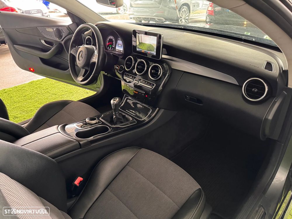 Mercedes-Benz C 220 d - 24