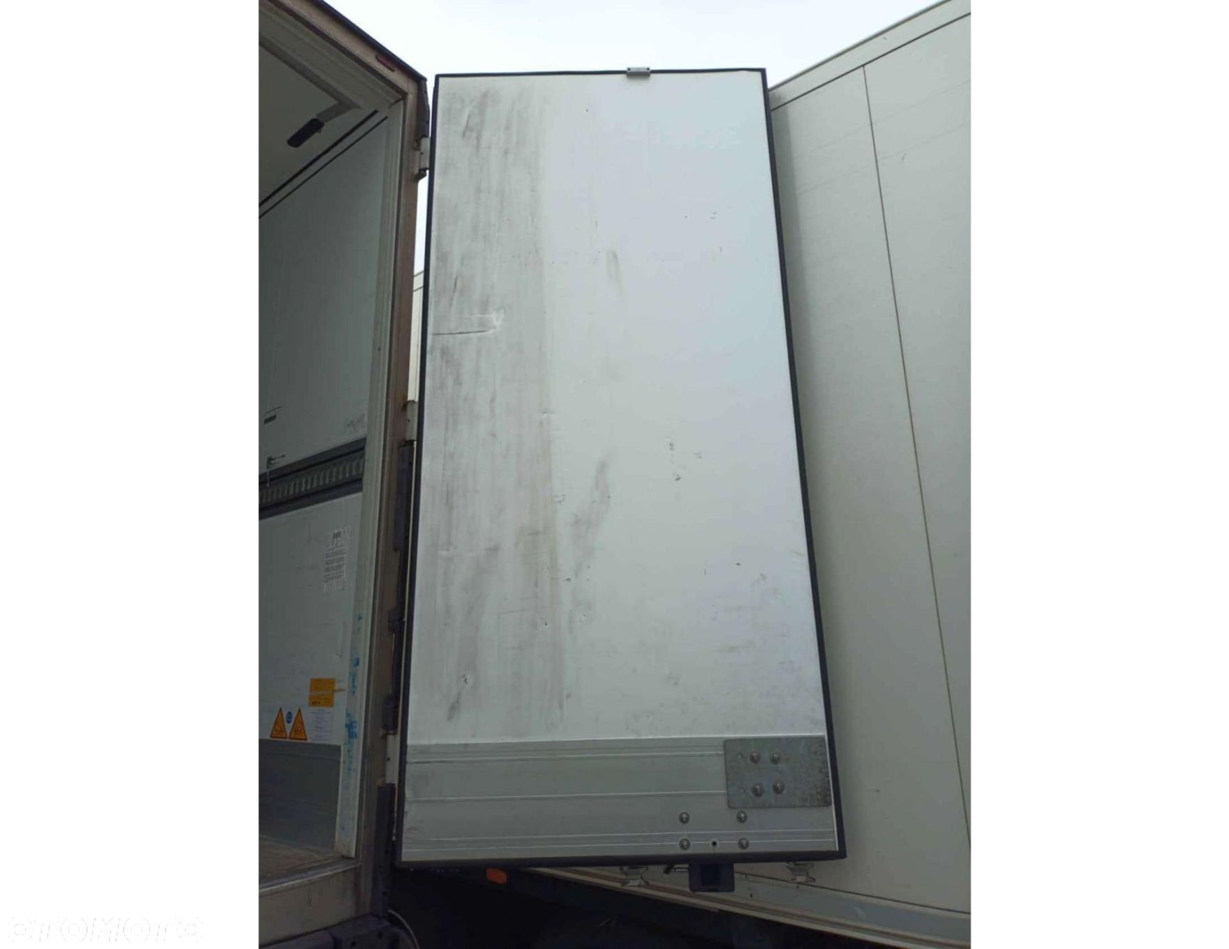 Schmitz Cargobull SKO FP 60 ThermoKing SLXi 300 - 5