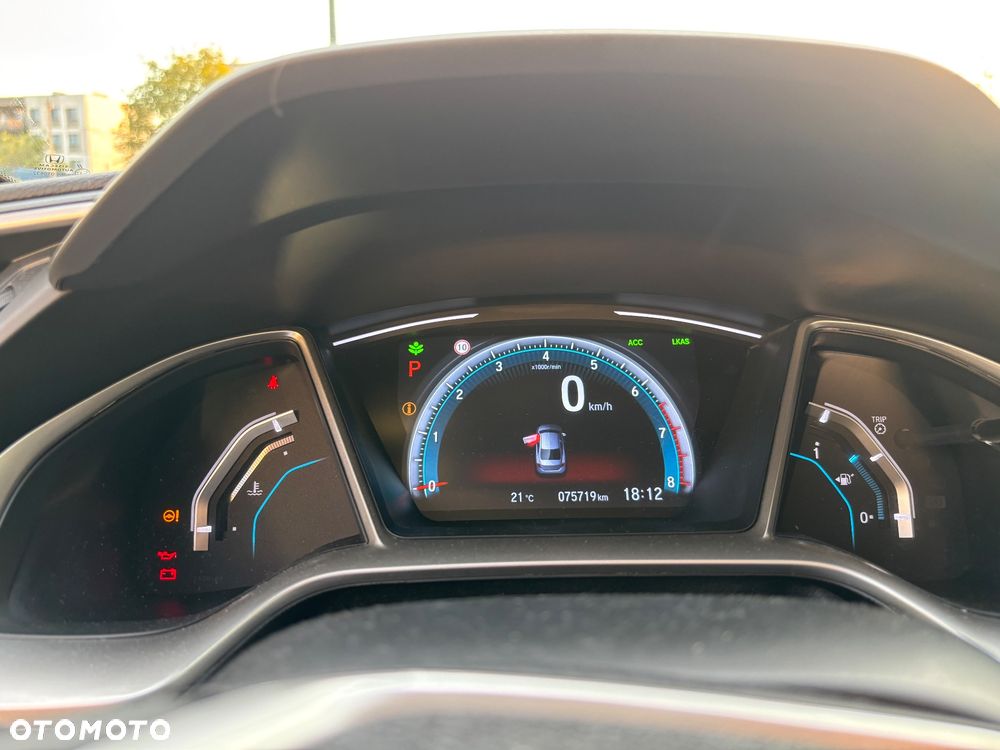 Honda Civic 1.5 T Elegance CVT - 9