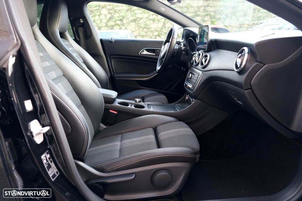 Mercedes-Benz CLA 180 - 15