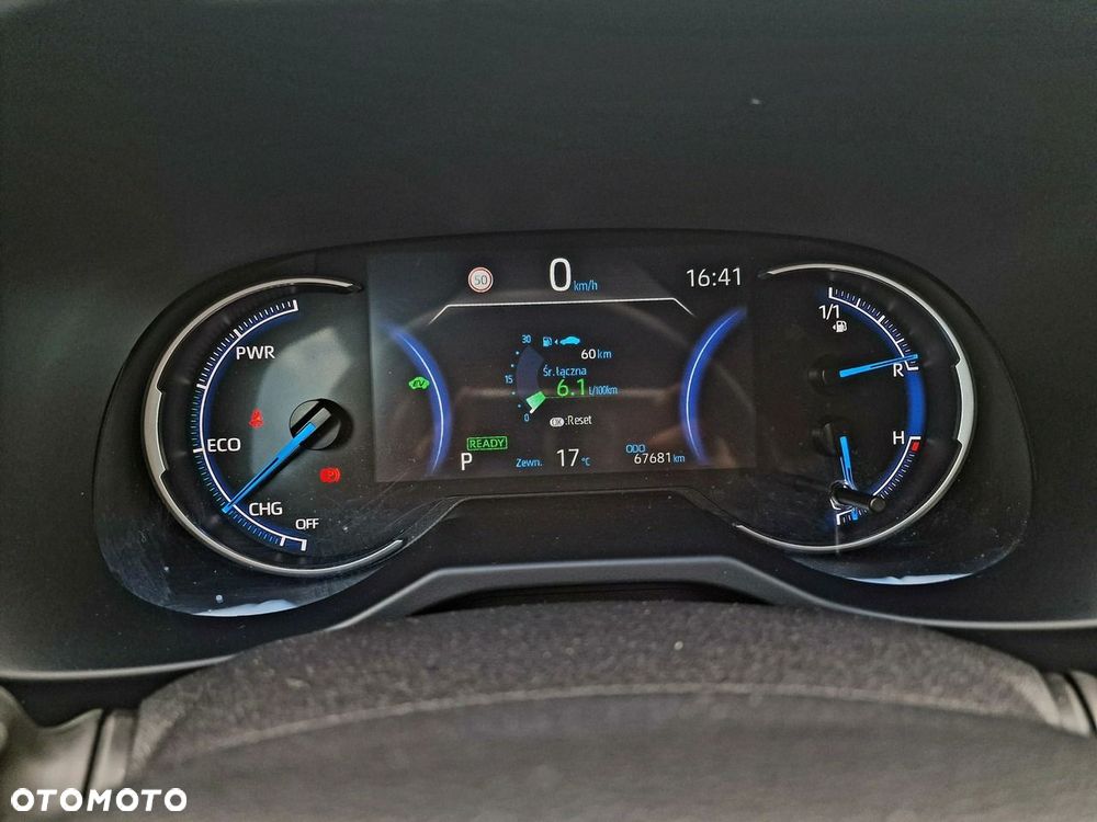 Toyota RAV4 - 24
