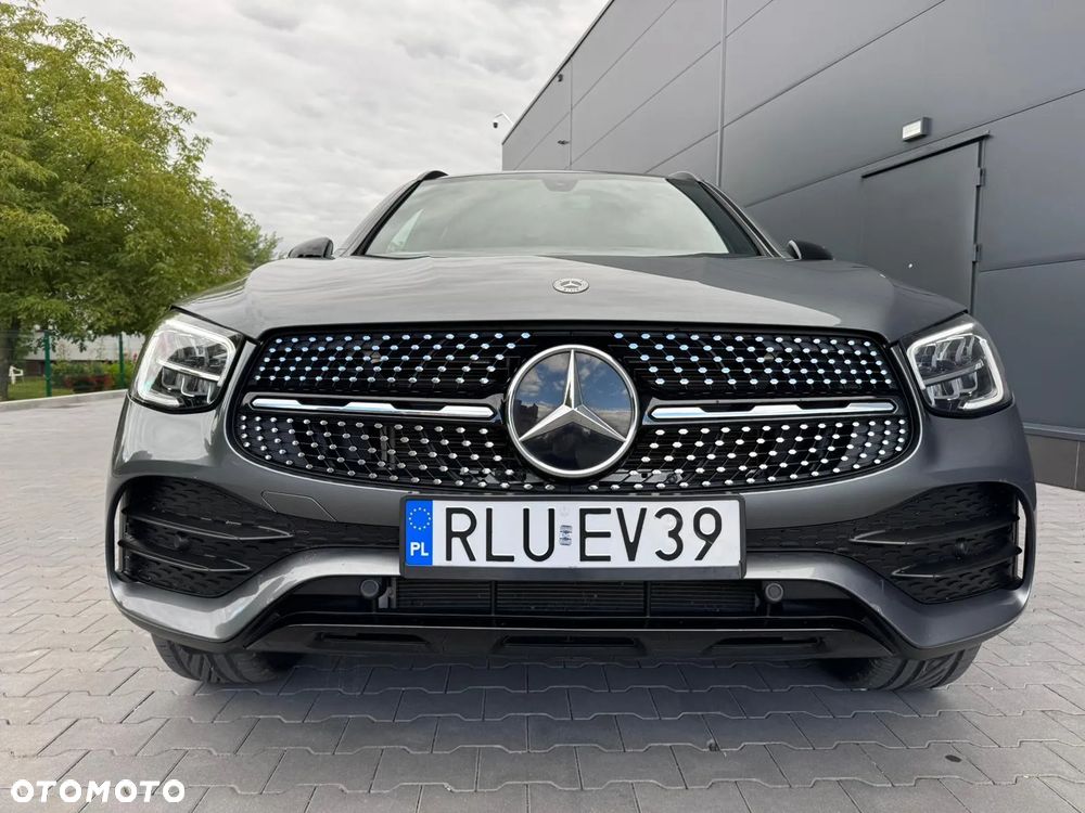 Mercedes-Benz GLC 300 4-Matic - 3