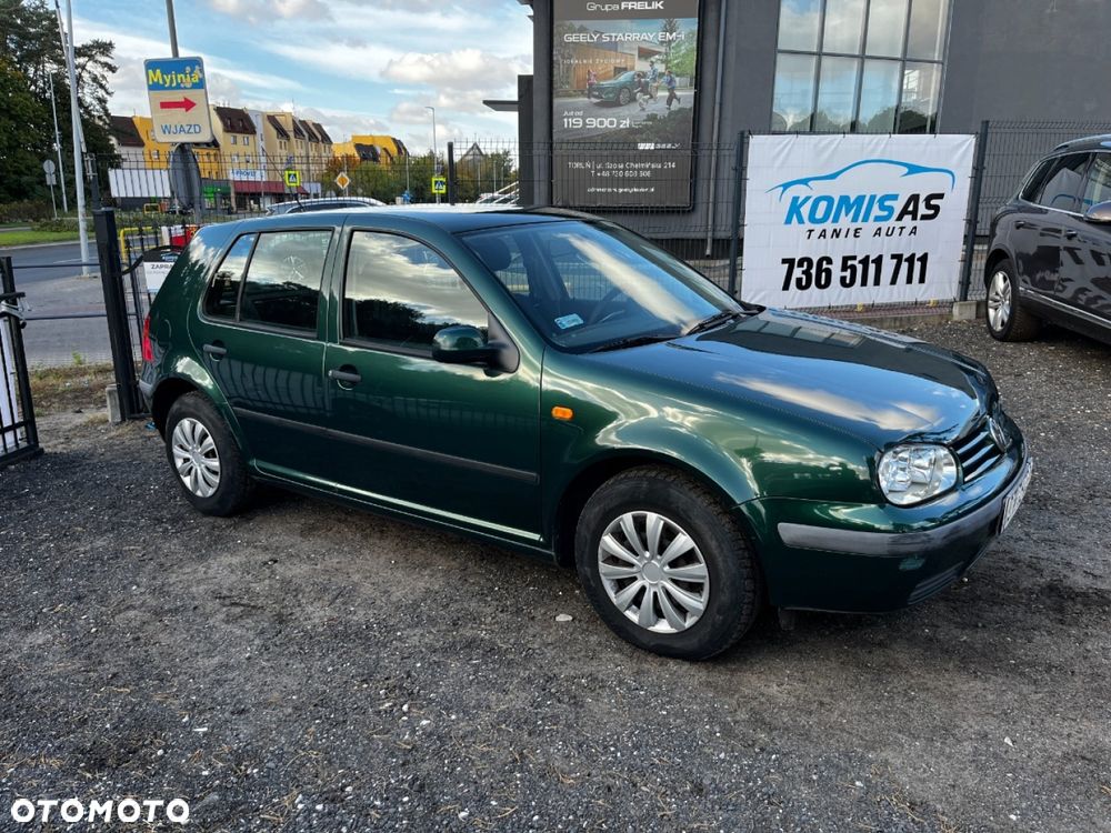 Volkswagen Golf - 3