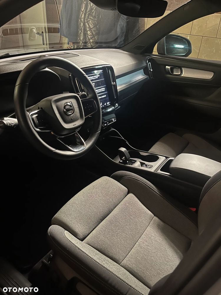 Volvo XC 40 T2 Core - 9