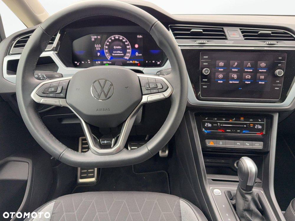 Volkswagen Touran - 21