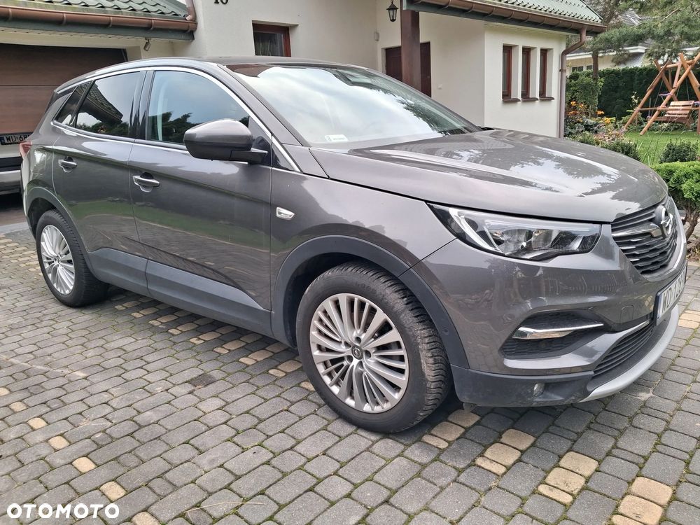 Opel Grandland X 1.2 T GPF Design&Tech S&S - 3