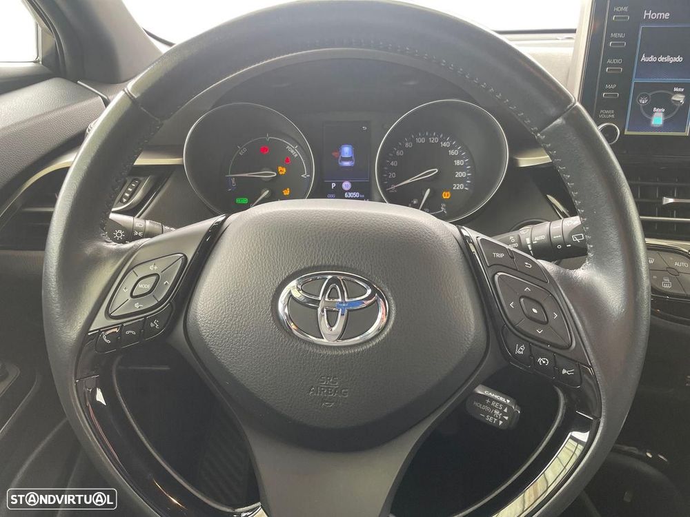 Toyota C-HR - 16