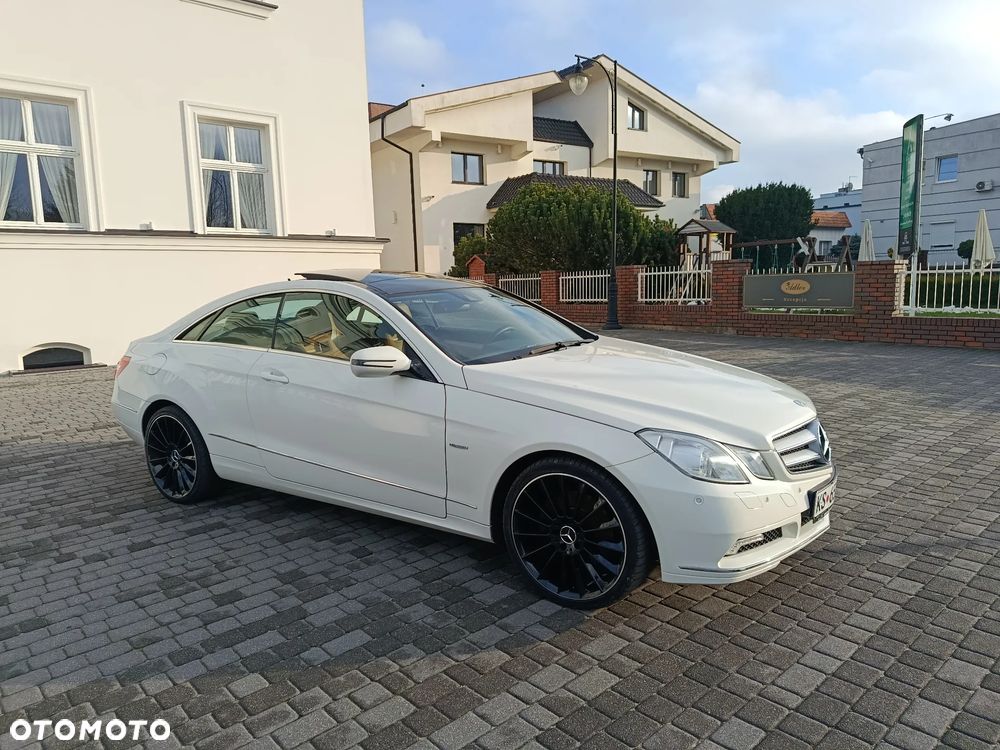 Mercedes-Benz Klasa E - 8