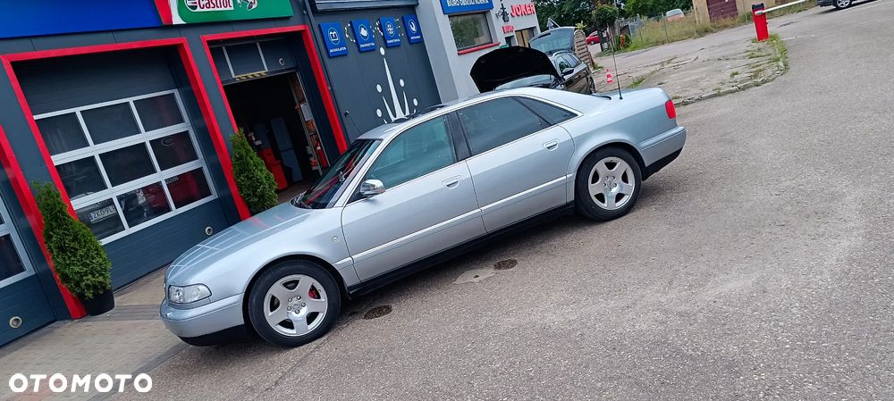 Audi A8 3.7 Quattro Tiptronic - 5