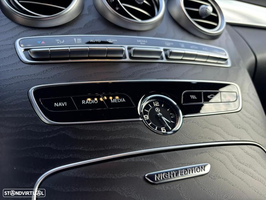 Mercedes-Benz C 300 de AMG Line - 23