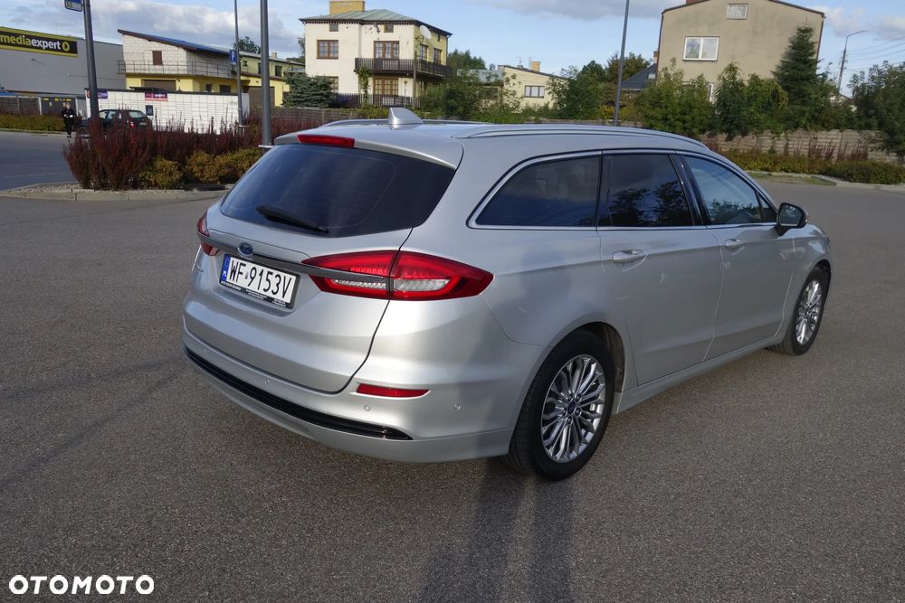Ford Mondeo 2.0 EcoBlue Titanium - 4