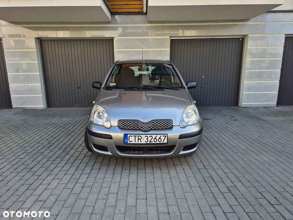 Toyota Yaris 1.0 Terra - 3