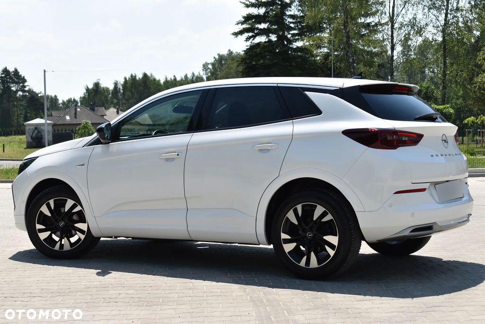 Opel Grandland 1.5 D Automatik Business Elegance - 14