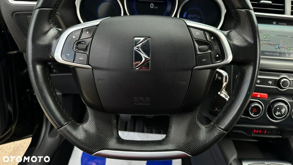 DS Automobiles DS 4 Crossback - 11