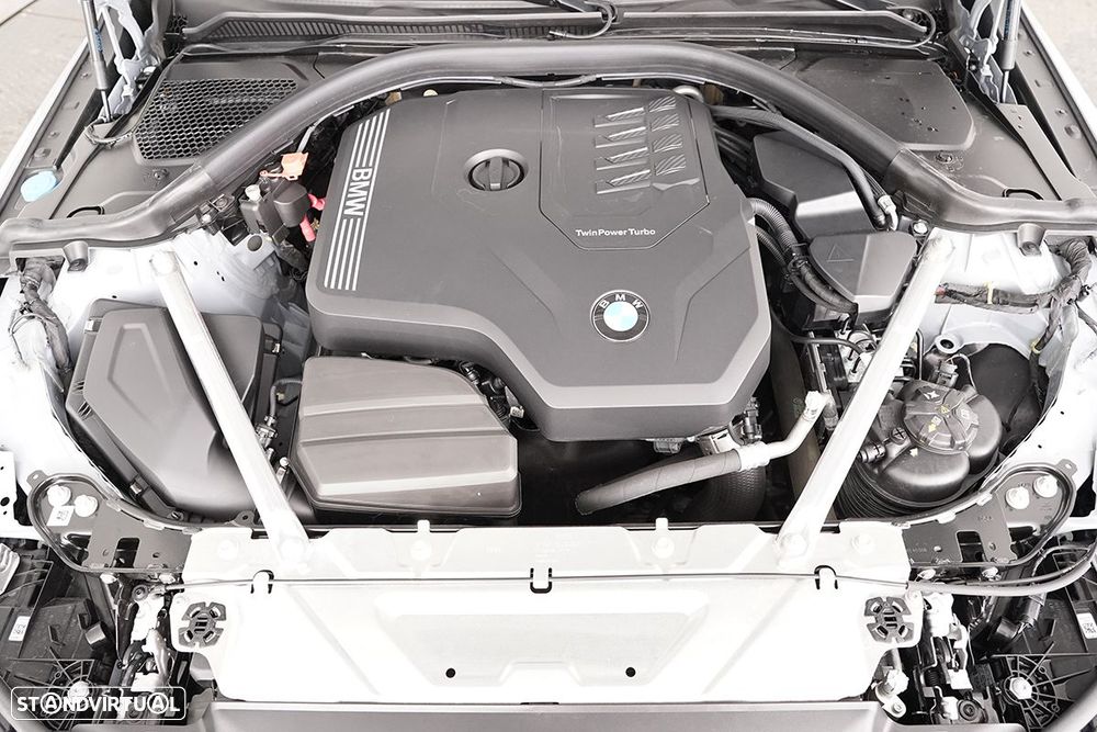 BMW 420 Gran Coupé i Pack Desportivo M Auto - 23