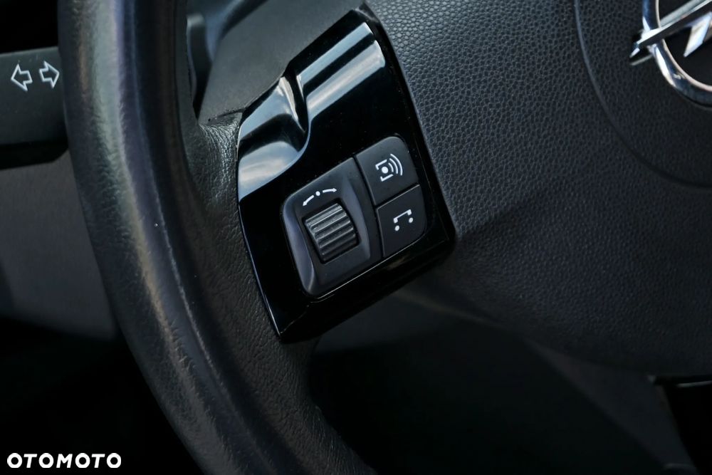 Opel Zafira 1.8 Cosmo - 31