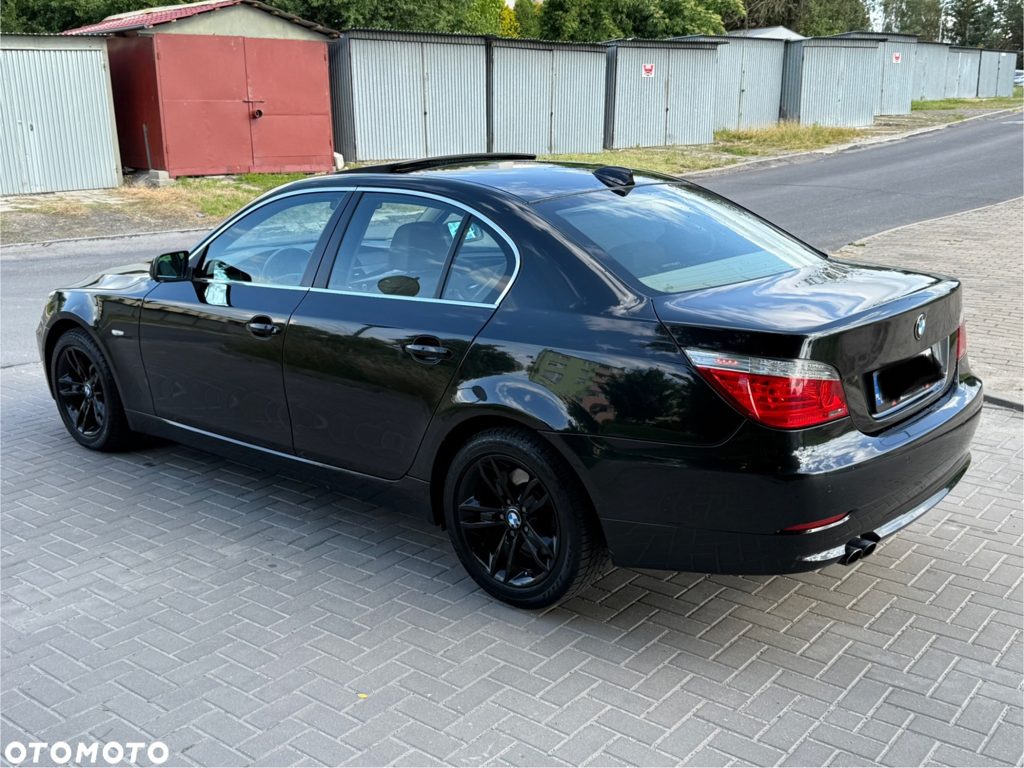 BMW Seria 5 525i xDrive Edition Exclusive - 4