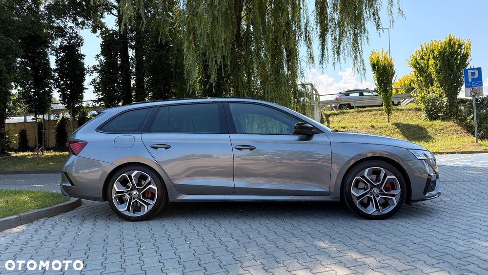 Skoda Octavia 2.0 TSI RS DSG - 4