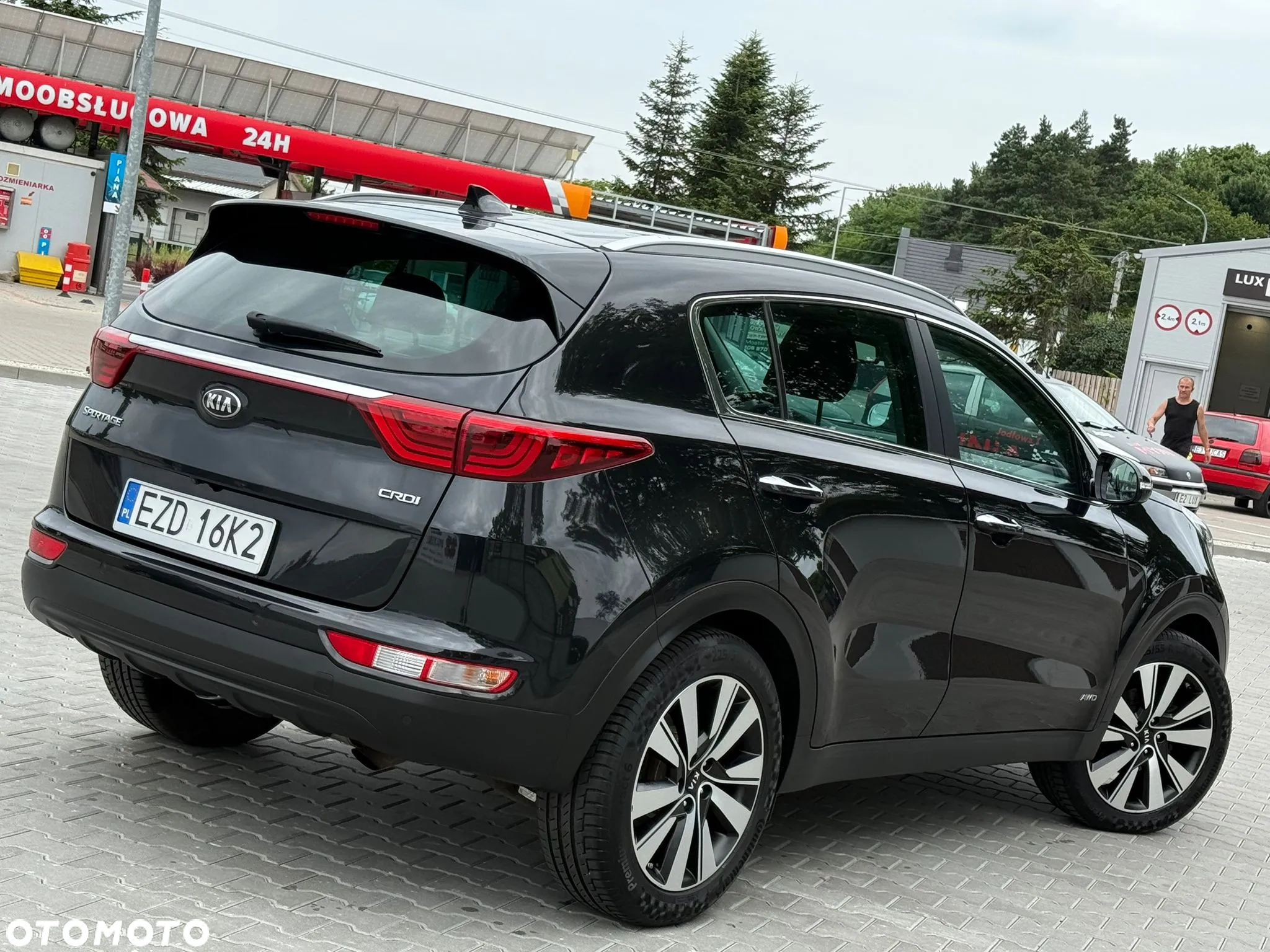 Kia Sportage 2.0 CRDI AWD Spirit - 8