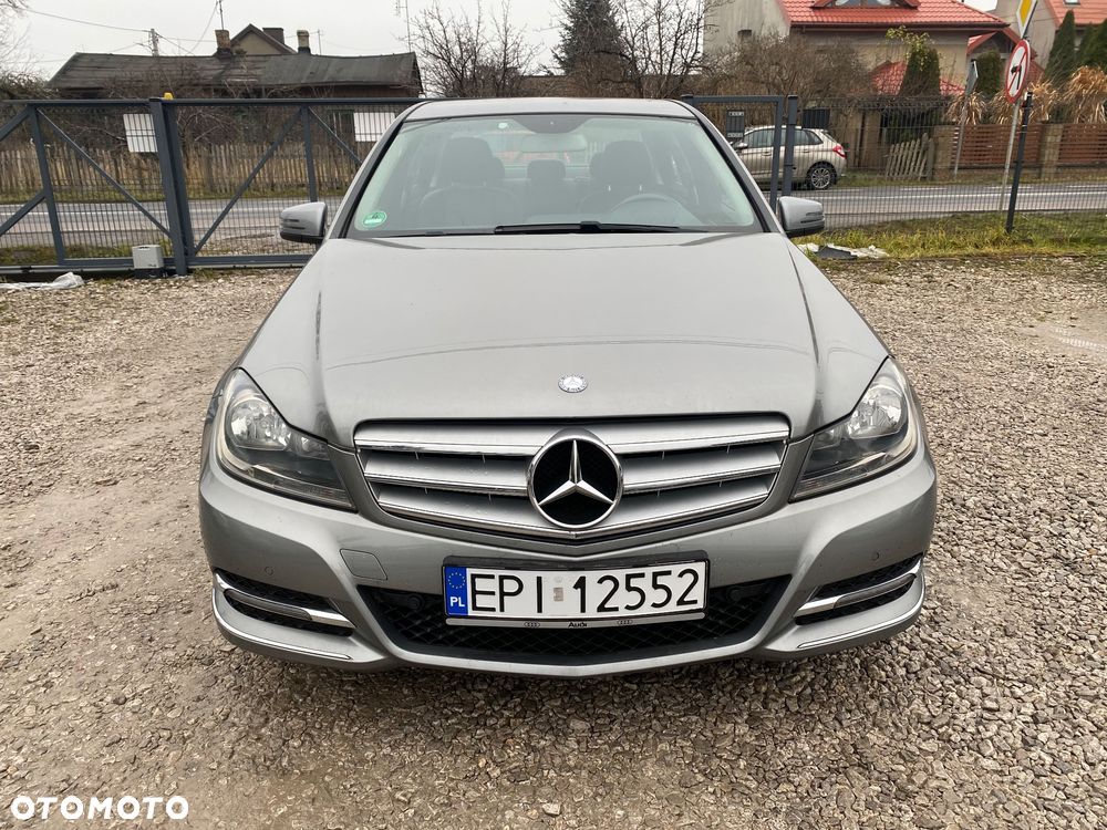 Mercedes-Benz Klasa C 180 (BlueEFFICIENCY) Avantgarde - 2