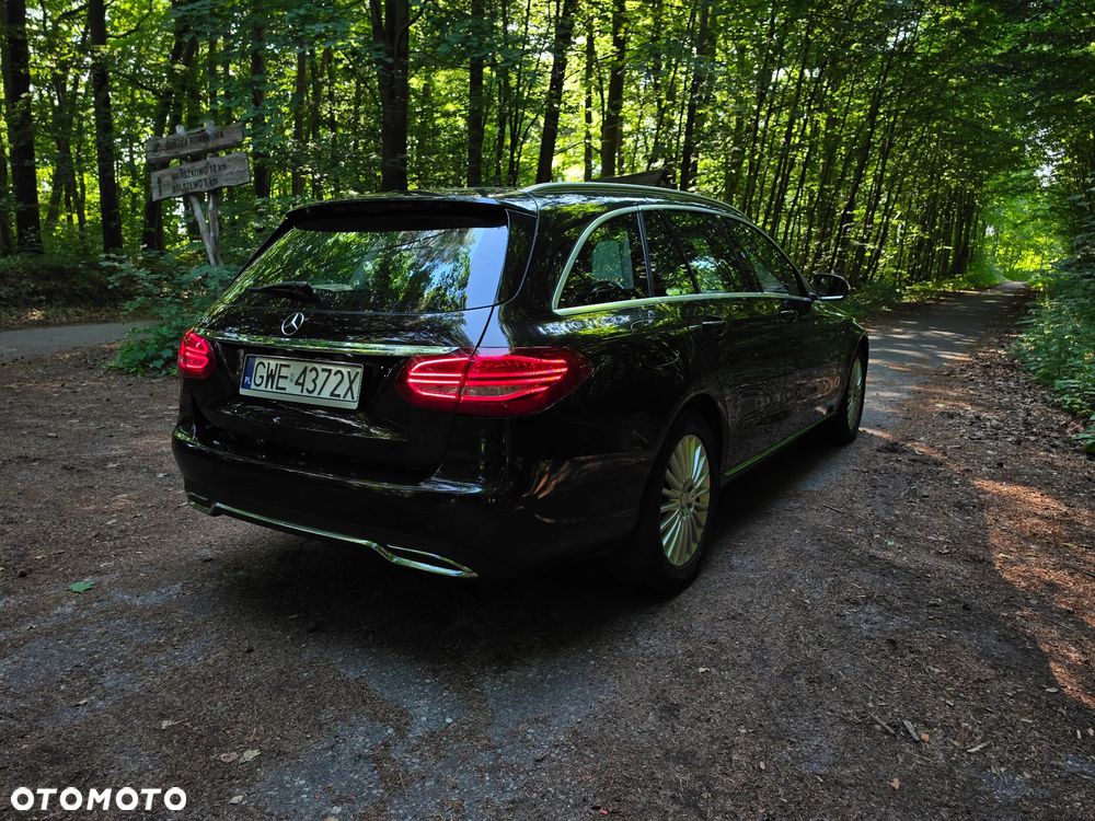 Mercedes-Benz Klasa C 180 7G-TRONIC - 14