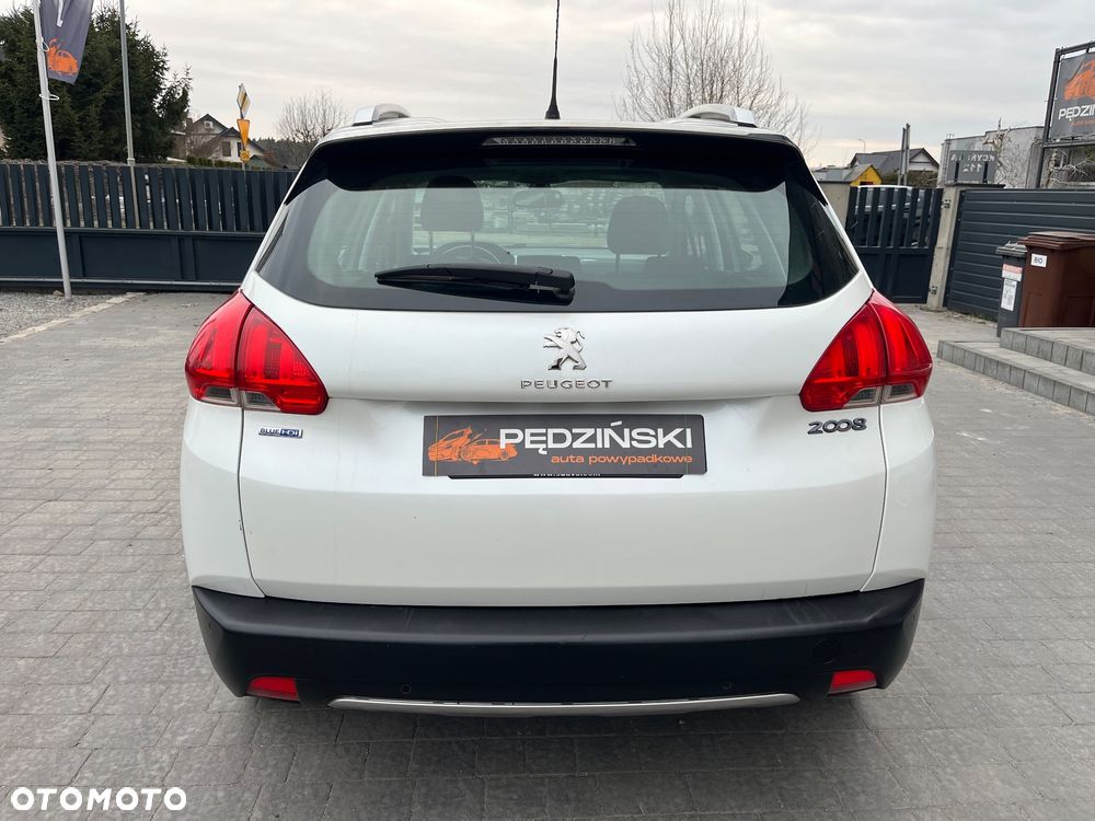 Peugeot 2008 - 5